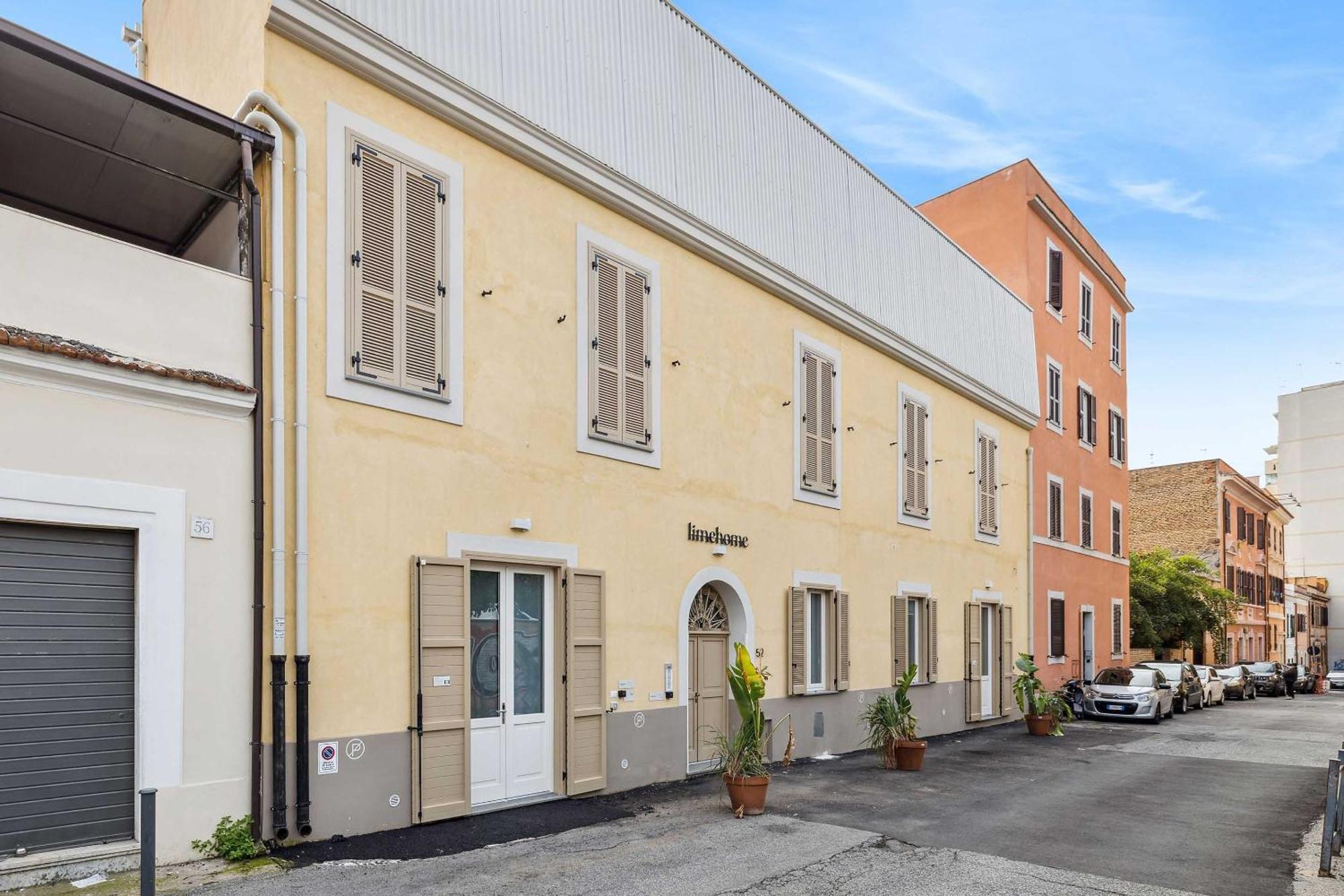 Limehome Rome Via Fortebraccio Bagian luar foto