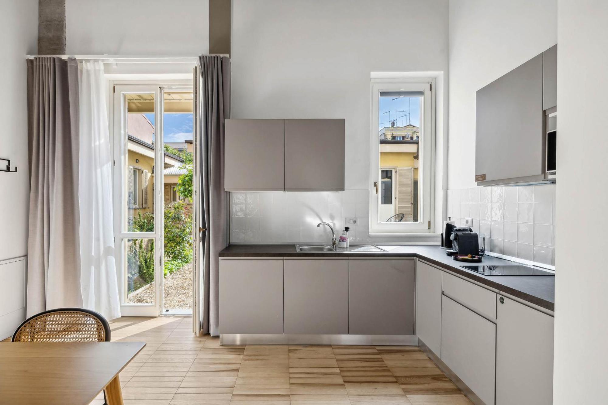 Limehome Rome Via Fortebraccio Bagian luar foto